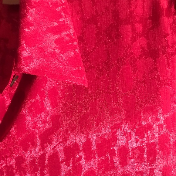 Chico’s Hot Pink Blouse Size 3 - Picture 4 of 5